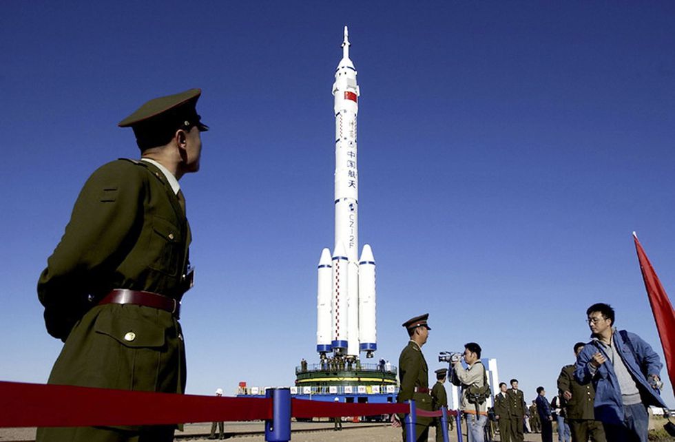 Čína a obří vesmírný laser