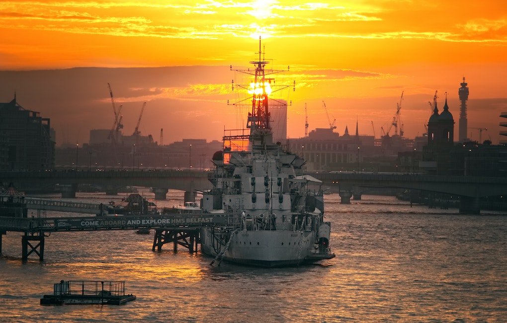 Vánoce na palubě válečné lodi HMS Belfast