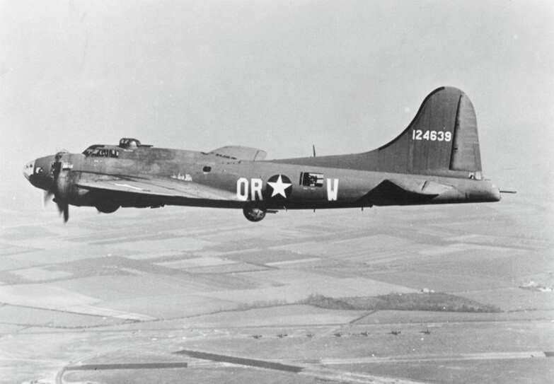 Upravený bombardér B-17 „Careful Virgin“ Upravený bombardér B-17 „Careful Virgin“