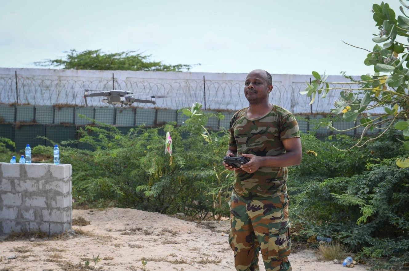 Voják Mise Africké unie v Somálsku (AMISOM) Voják Mise Africké unie v Somálsku (AMISOM)